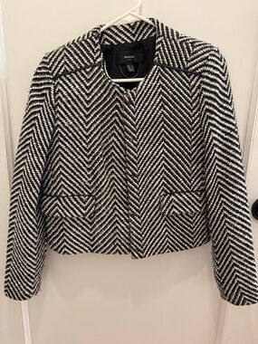 Mango Black and White Chevron Cropped Blazer